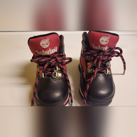 Timberland TODDLER Blue and Pink Waterproof Hiking Boots. - Picture 1 of 5
